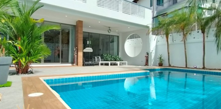 วิลล่าในตำบลกะทู้, ประเทศไทย 4 ห้องนอน № 179878