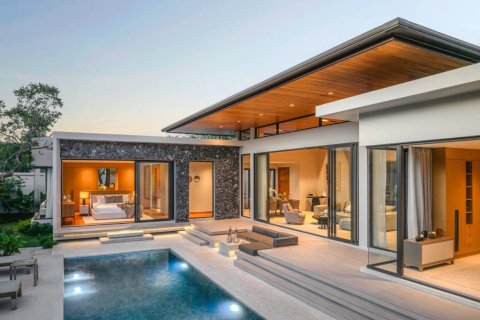 Villa in Hua Hin, Thailand 4 bedrooms № 116852