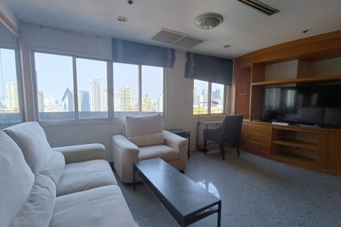 Studio in the Condo in Ratchathewi, Bangkok, Thailand № 173296 - Foto 2