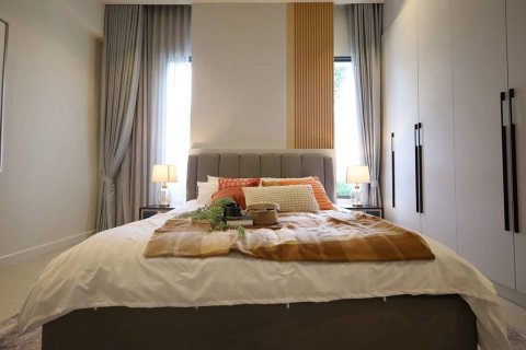 Chalet de 5 dormitorios en Pattaya, Tailandia № 173298 - foto 6