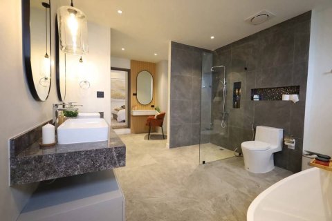 Chalet de 5 dormitorios en Pattaya, Tailandia № 173298 - foto 10