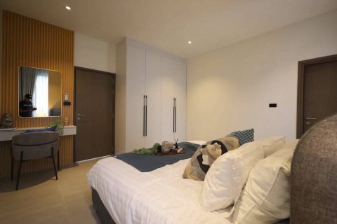 Chalet de 5 dormitorios en Pattaya, Tailandia № 173298 - foto 7