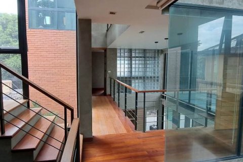 Casa de 4 dormitorios en Bangkok, Tailandia № 65657 - foto 14