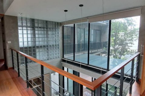 Casa de 4 dormitorios en Bangkok, Tailandia № 65657 - foto 12