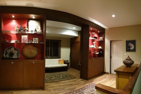 Casa de 4 dormitorios en Bangkok, Tailandia № 65655 - foto 13