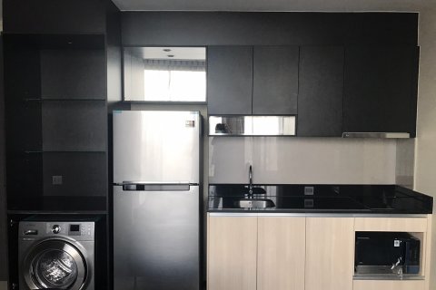 Condominio de 2 dormitorios en Bangkok, Tailandia № 143295 - foto 6