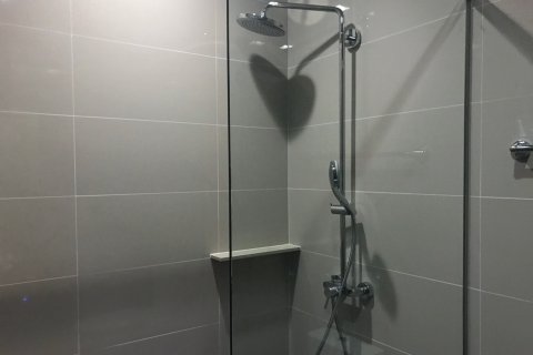 Condominio de 2 dormitorios en Bangkok, Tailandia № 143295 - foto 8