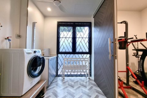 Casa de 3 dormitorios en Bangkok, Tailandia № 65396 - foto 22