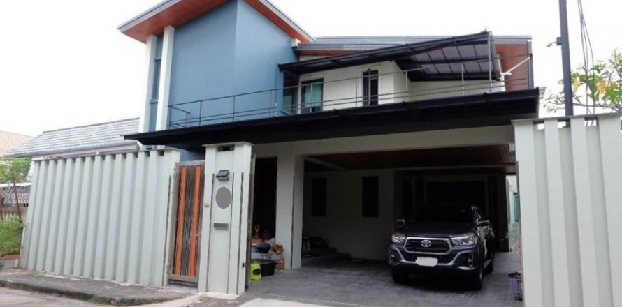 Casa de 3 dormitorios en Bangkok, Tailandia № 65396