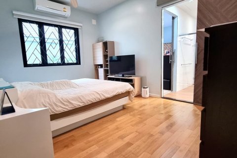 Casa de 3 dormitorios en Bangkok, Tailandia № 65396 - foto 9