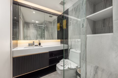 Apartamento de 2 habitaciones en Pattaya, Tailandia № 168242 - foto 14