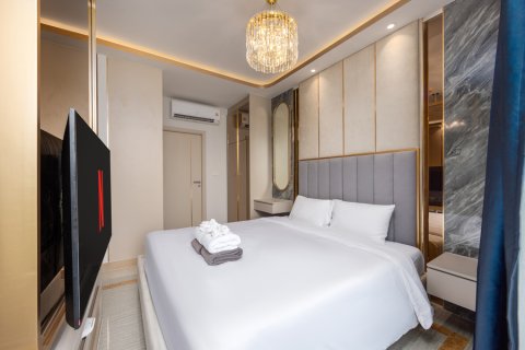 Apartamento de 2 habitaciones en Pattaya, Tailandia № 168242 - foto 12