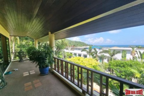Chalet de 3 dormitorios en Kata, Tailandia № 203302