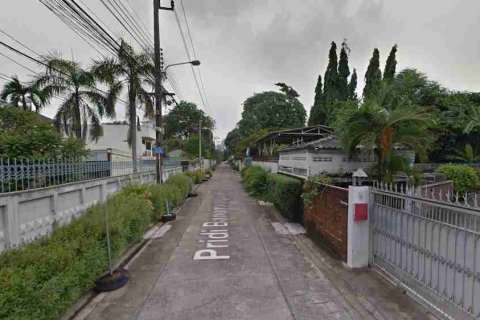 Casa de 4 dormitorios en Bangkok, Tailandia № 183480 - foto 7