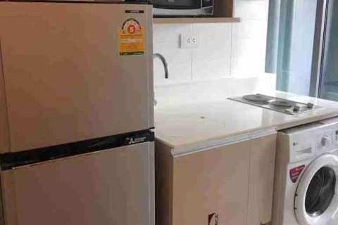 Condominio de 1 dormitorio en Bangkok, Tailandia № 183477 - foto 4