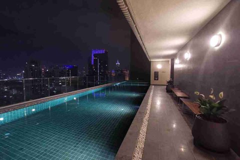 Condominio de 1 dormitorio en Bangkok, Tailandia № 183476 - foto 2