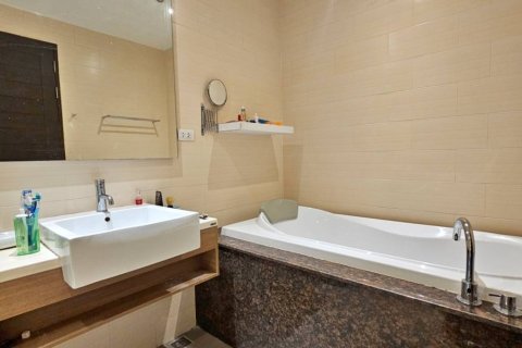 Condominio de 2 dormitorios en Kathu, Tailandia № 146727 - foto 6