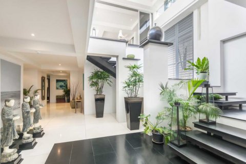 Chalet de 5 dormitorios en Layan Beach, Tailandia № 133735 - foto 25
