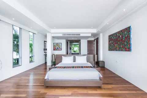 Chalet de 5 dormitorios en Layan Beach, Tailandia № 133735 - foto 18
