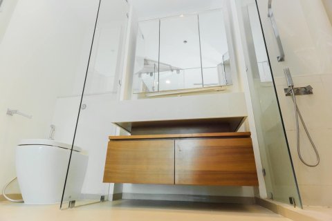 Condominio de 2 dormitorios en Bangkok, Tailandia № 133736 - foto 17
