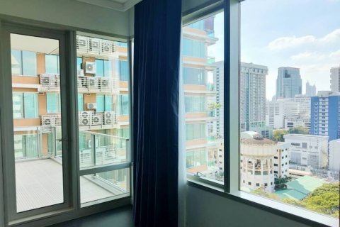 Condominio de 2 dormitorios en Pathum Wan, Bangkok, Tailandia № 133733 - foto 12
