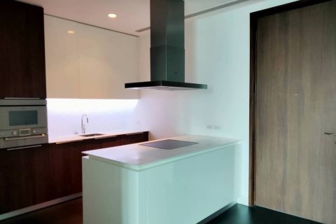 Condominio de 2 dormitorios en Pathum Wan, Bangkok, Tailandia № 133733 - foto 4