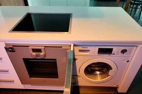 Condominio de 2 dormitorios en Pathum Wan, Bangkok, Tailandia № 133733 - foto 5
