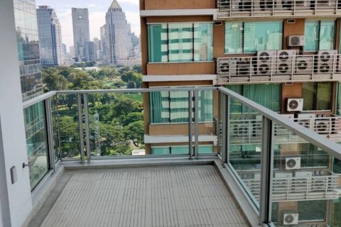 Condominio de 2 dormitorios en Pathum Wan, Bangkok, Tailandia № 133733 - foto 13
