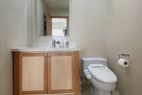 Condo in Watthana, Bangkok, Thailand, 2 bedrooms  № 133732 - photo 7