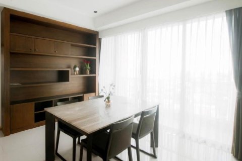 Condo in Watthana, Bangkok, Thailand, 2 bedrooms  № 133732 - photo 4