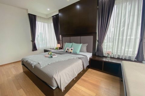 Condo in Watthana, Bangkok, Thailand, 2 bedrooms  № 133732 - photo 10