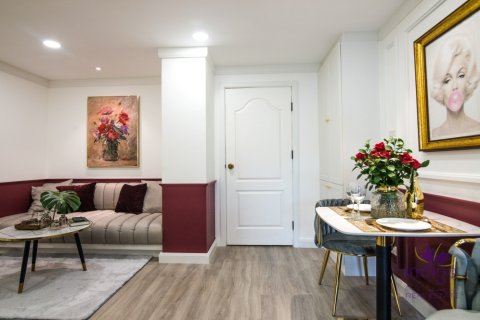 Condominio de 1 dormitorio en Chiang Mai, Tailandia № 205578 - foto 14