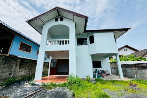 House in Chiang Mai, Thailand 4 bedrooms № 205579