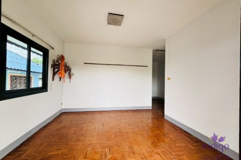 Casa de 4 dormitorios en Chiang Mai, Tailandia № 205579 - foto 11
