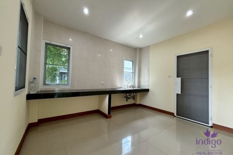 Casa de 3 dormitorios en San Sai, Tailandia № 205576 - foto 5