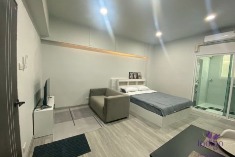Condominio de 1 dormitorio en Chiang Mai, Tailandia № 205575 - foto 4