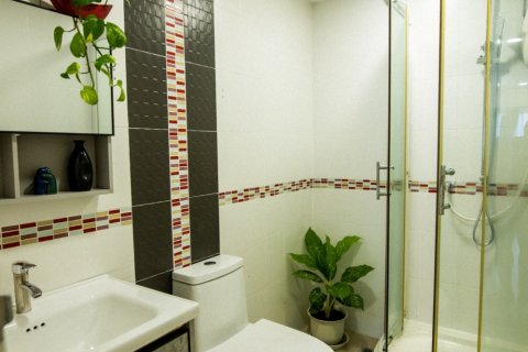 Condominio de 1 dormitorio en Chiang Mai, Tailandia № 205577 - foto 26