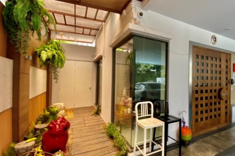 Casa de 13 dormitorios en Bangkok, Tailandia № 65939 - foto 16