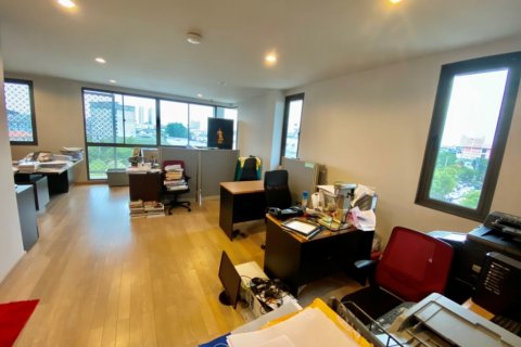 Casa de 13 dormitorios en Bangkok, Tailandia № 65939 - foto 10