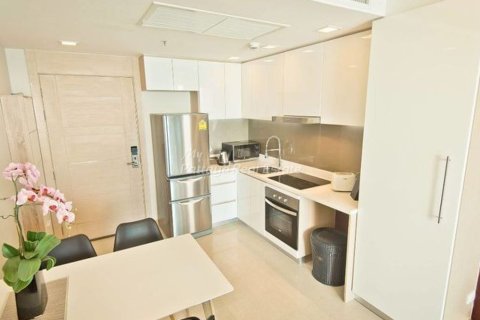 Condominio de 1 dormitorio en Pattaya, Tailandia № 158893 - foto 4