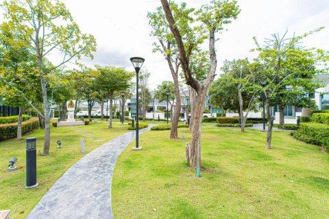 Casa de 4 dormitorios en Hua Hin, Tailandia № 172781 - foto 5
