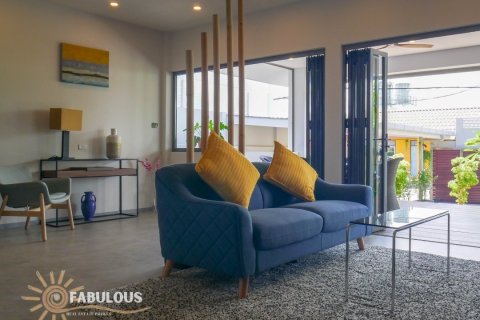 Chalet de 3 dormitorios en Bang Tao, Tailandia № 179864 - foto 13
