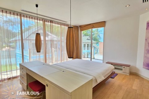 Apartamento de 2 dormitorios en Bang Tao, Tailandia № 179863 - foto 12