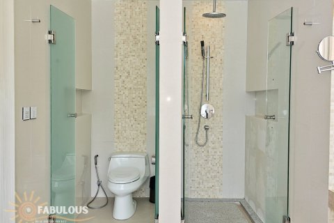 Apartamento de 2 dormitorios en Bang Tao, Tailandia № 179863 - foto 18