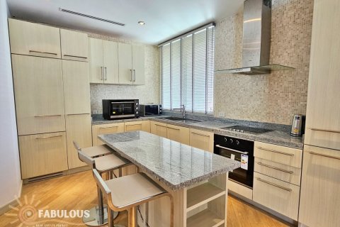Apartamento de 2 dormitorios en Bang Tao, Tailandia № 179863 - foto 8