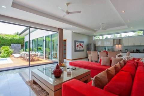 Chalet de 4 dormitorios en Phuket, Tailandia № 116946 - foto 8