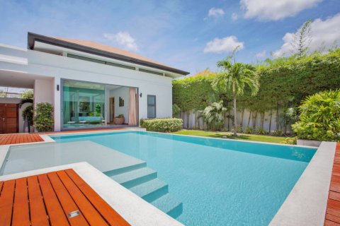 Chalet de 4 dormitorios en Phuket, Tailandia № 116946 - foto 7