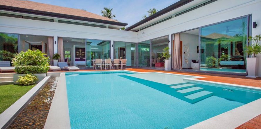Chalet de 4 dormitorios en Phuket, Tailandia № 116946