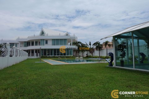 Estudio en Pattaya, Tailandia № 26660