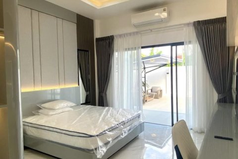 Casa de 3 dormitorios en Pattaya, Tailandia № 203385 - foto 20